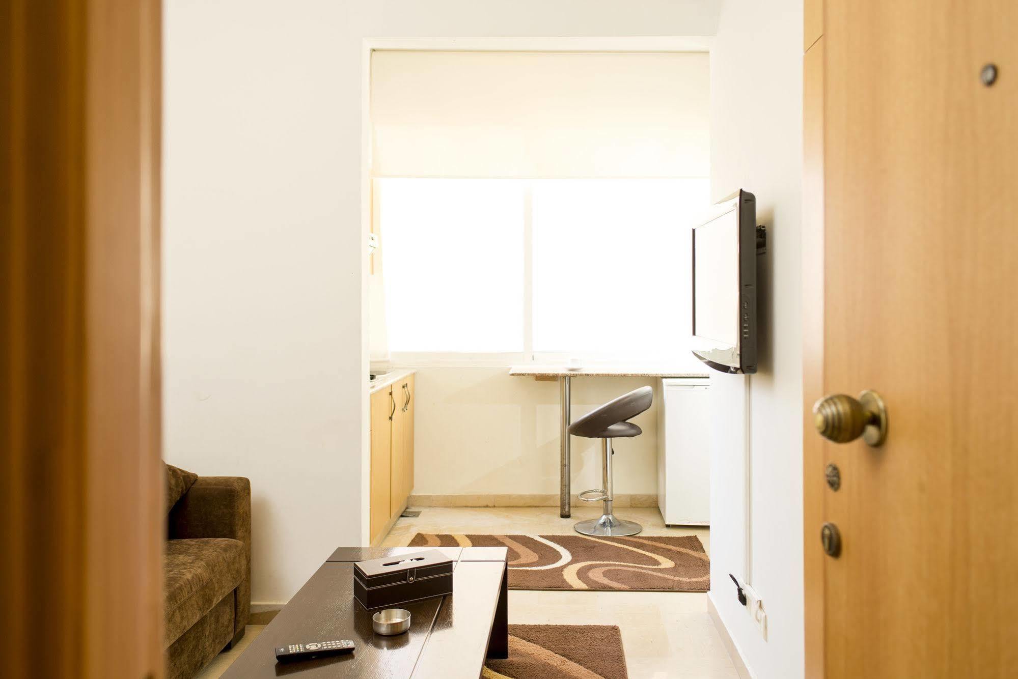 Bliss 3000 Furnished Studios Beirut Exterior photo
