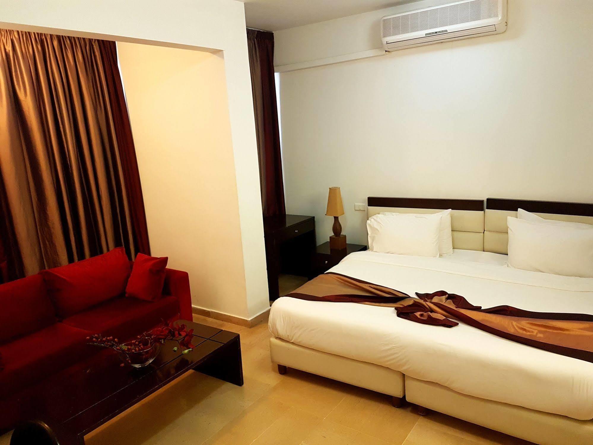 Bliss 3000 Furnished Studios Beirut Exterior photo